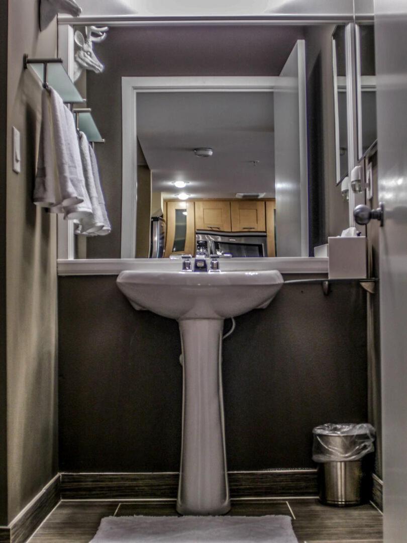 Penthouse Suite Downtown, Top Floor 4 Beds, 2Baths ซีแอตเทิล ภายนอก รูปภาพ